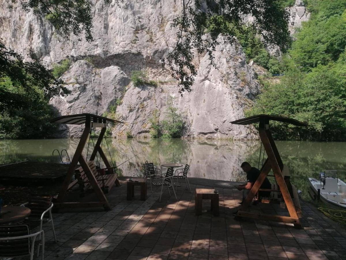 Vikendica Matovic Ovcar Banja Apartment Bagian luar foto